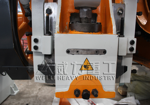 80噸機械沖床加工細節