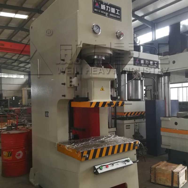 200噸液壓沖床加工生產完成