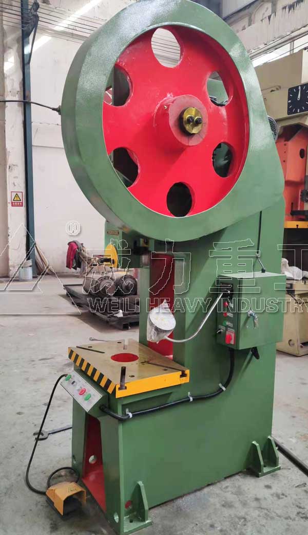 63噸固定臺沖床