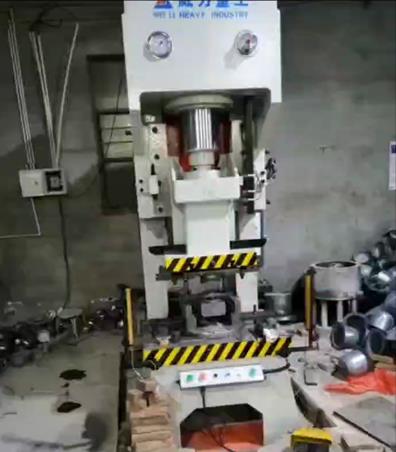 100噸拉伸液壓沖床應(yīng)用案例